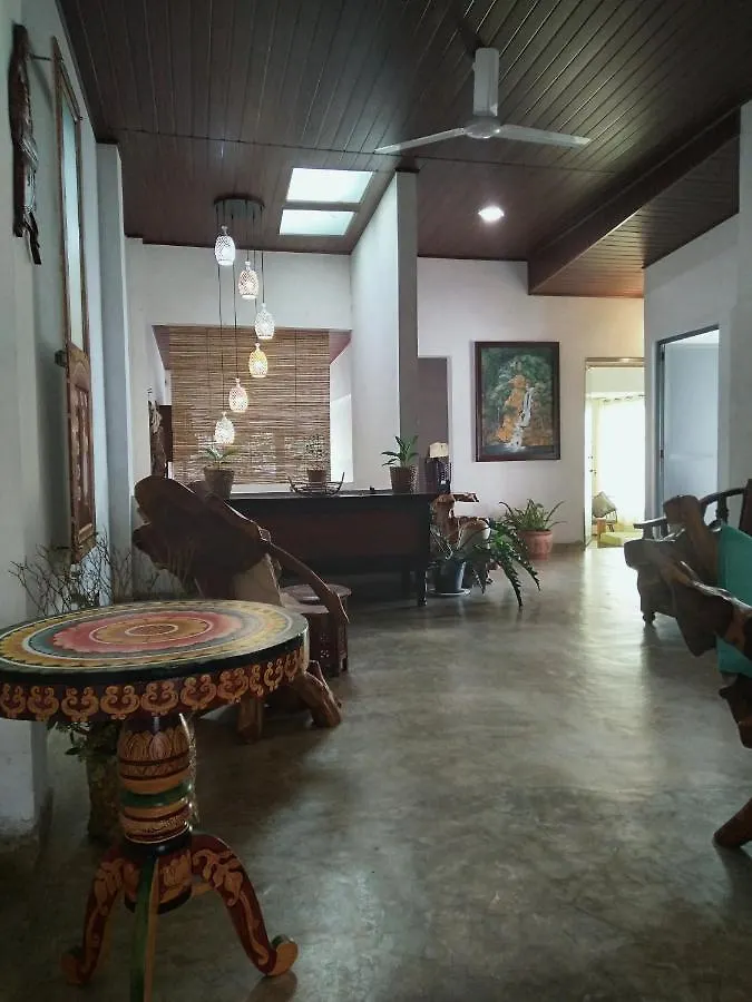Barefoot Inn Kandy Hostel